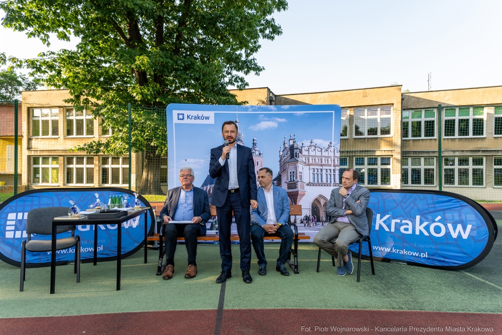 Prezydent, Miszalski, Kracik, Kosek, Ulman, Polna, Stawowy, spotkanie, Ławeczka Dialogu, Bronowice,  Autor: P. Wojnarowski