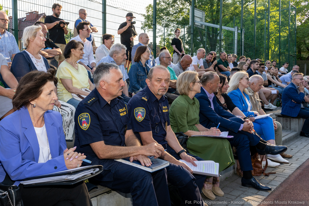Prezydent, Miszalski, Kracik, Kosek, Ulman, Polna, Stawowy, spotkanie, Ławeczka Dialogu, Bronowice,  Autor: P. Wojnarowski
