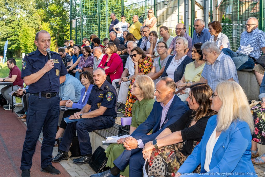 Prezydent, Miszalski, Kracik, Kosek, Ulman, Polna, Stawowy, spotkanie, Ławeczka Dialogu, Bronowice,  Autor: P. Wojnarowski