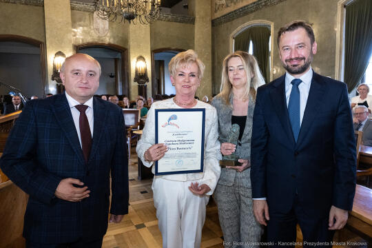 Pióra Biznesu, Krzysztof Karcz, Aleksnder Miszalski, wręczenie, statuetki, dyplomy