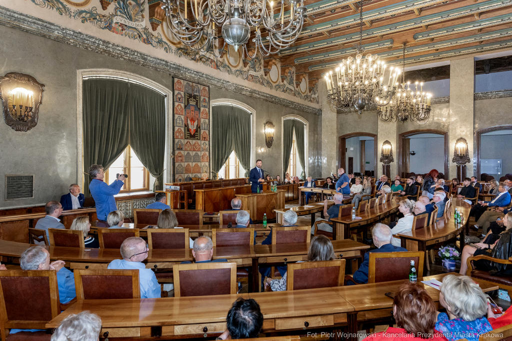 Pióra Biznesu, Krzysztof Karcz, Aleksnder Miszalski, wręczenie, statuetki, dyplomy  Autor: P. Wojnarowski