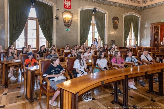 umk_0216.jpg-Mazur, Ziętara, Wodociągi Kraków, dzieci, Drohobycz, wizyta, Kondziołka