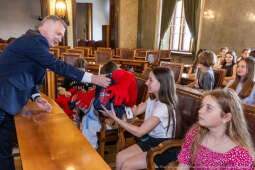 umk_0265.jpg-Mazur, Ziętara, Wodociągi Kraków, dzieci, Drohobycz, wizyta, Kondziołka