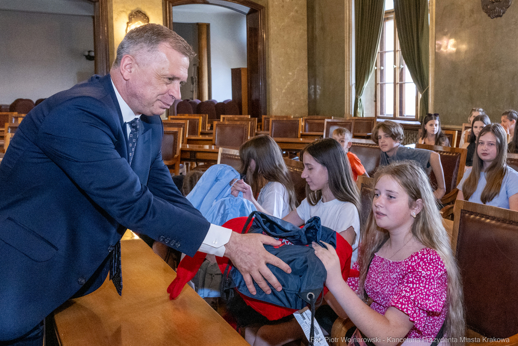 umk_0267.jpg-Mazur, Ziętara, Wodociągi Kraków, dzieci, Drohobycz, wizyta, Kondziołka  Autor: P. Wojnarowski