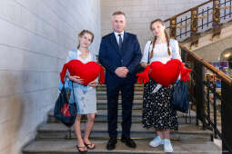 umk_0323.jpg-Mazur, Ziętara, Wodociągi Kraków, dzieci, Drohobycz, wizyta, Kondziołka