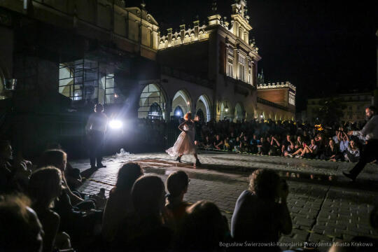 bs-240705-img_2461.jpg-Teatry Uliczne