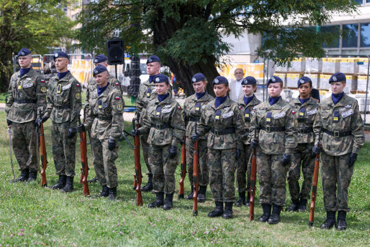 bs-240713-img_5987.jpg-KOPPE, Kwiaty,Rocznica