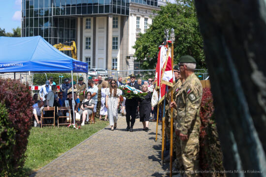 bs-240713-img_6128.jpg-KOPPE, Kwiaty,Rocznica