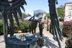 bs-240713-img_6166.jpg-KOPPE, Kwiaty,Rocznica