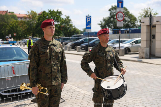 bs-240713-img_6222.jpg-KOPPE, Kwiaty,Rocznica