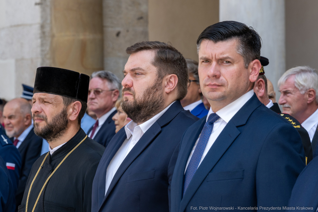 Policja, Święto Policji, Sęk, ślubowanie, Wawel, dziedziniec, Morajko, Smółka, Klęczar, Kuste  Autor: P. Wojnarowski