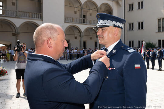 Policja, Święto Policji, Sęk, ślubowanie, Wawel, dziedziniec, Morajko, Smółka, Klęczar, Kuste