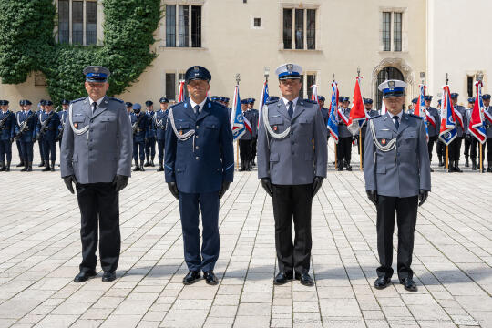 Policja, Święto Policji, Sęk, ślubowanie, Wawel, dziedziniec, Morajko, Smółka, Klęczar, Kuste