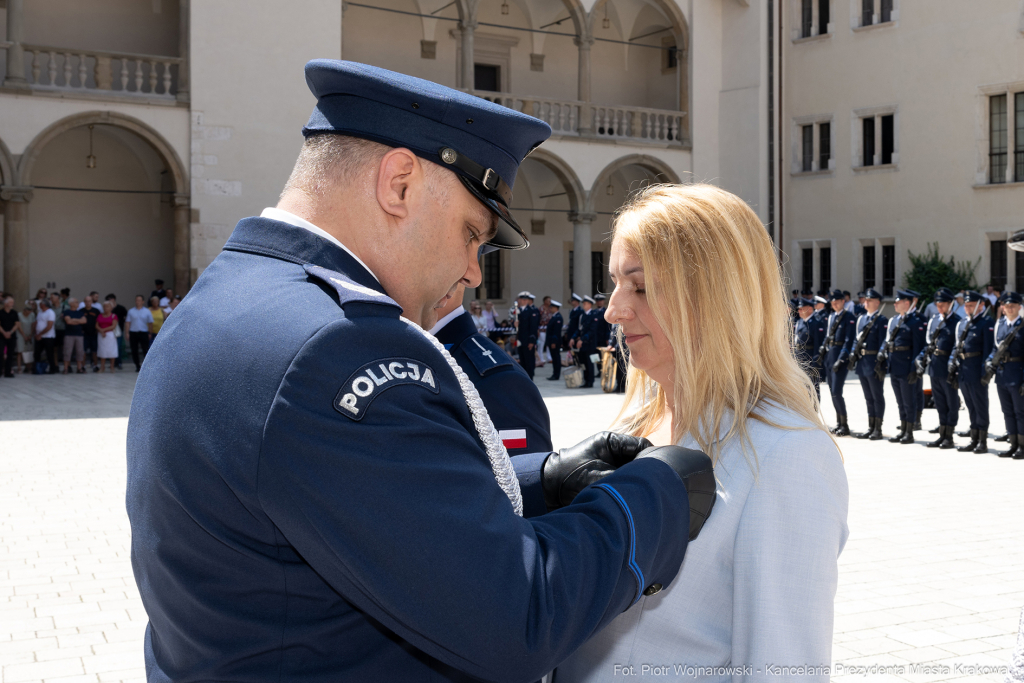 Policja, Święto Policji, Sęk, ślubowanie, Wawel, dziedziniec, Morajko, Smółka, Klęczar, Kuste  Autor: P. Wojnarowski