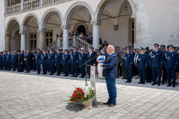 Policja, Święto Policji, Sęk, ślubowanie, Wawel, dziedziniec, Morajko, Smółka, Klęczar, Kuste