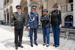 Policja, Święto Policji, Sęk, ślubowanie, Wawel, dziedziniec, Morajko, Smółka, Klęczar, Kuste