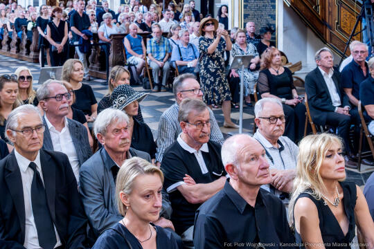 Jerzy Stuhr, pogrzeb, uroczystości pogrzebowe, Kidawa-Błońska, Cmentarz Rakowicki, Maciej Stuhr, 