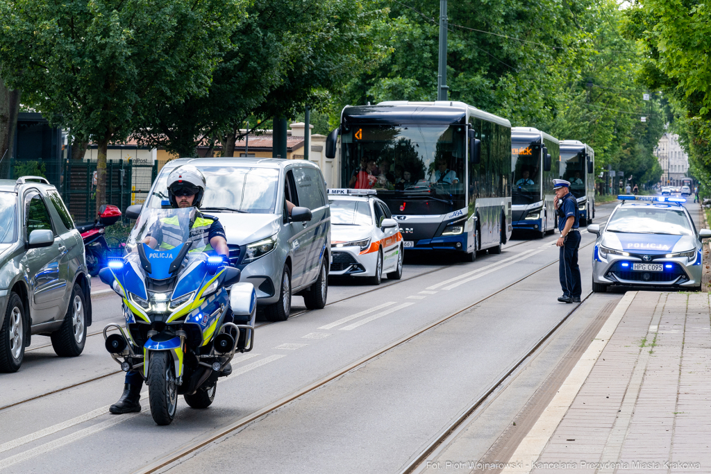 Jerzy Stuhr, pogrzeb, uroczystości pogrzebowe, Kidawa-Błońska, Cmentarz Rakowicki, Maciej Stuhr,   Autor: P. Wojnarowski