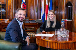 Aleksandra Gajewska, Aleksander Miszalski, konferencja, żłobki, wizyta, minister, Sekretarz Stanu