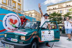 Wielka Wyprawa Maluchów, Iwona Chamielec, Sobiesław Zasada, Rafał Sonik, finał, Rynek Główny, 