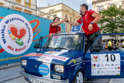 Wielka Wyprawa Maluchów, Iwona Chamielec, Sobiesław Zasada, Rafał Sonik, finał, Rynek Główny, 