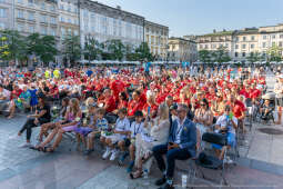 Wielka Wyprawa Maluchów, Iwona Chamielec, Sobiesław Zasada, Rafał Sonik, finał, Rynek Główny, 