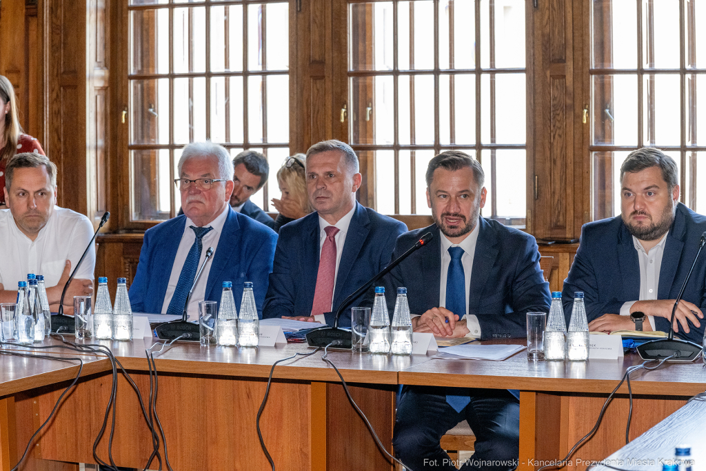 parlamentarzyści, spotkanie, posłowie, Miszalski, Achinger, Kosek, Wassermann, Jaskowiec, Fedorowi  Autor: P. Wojnarowski