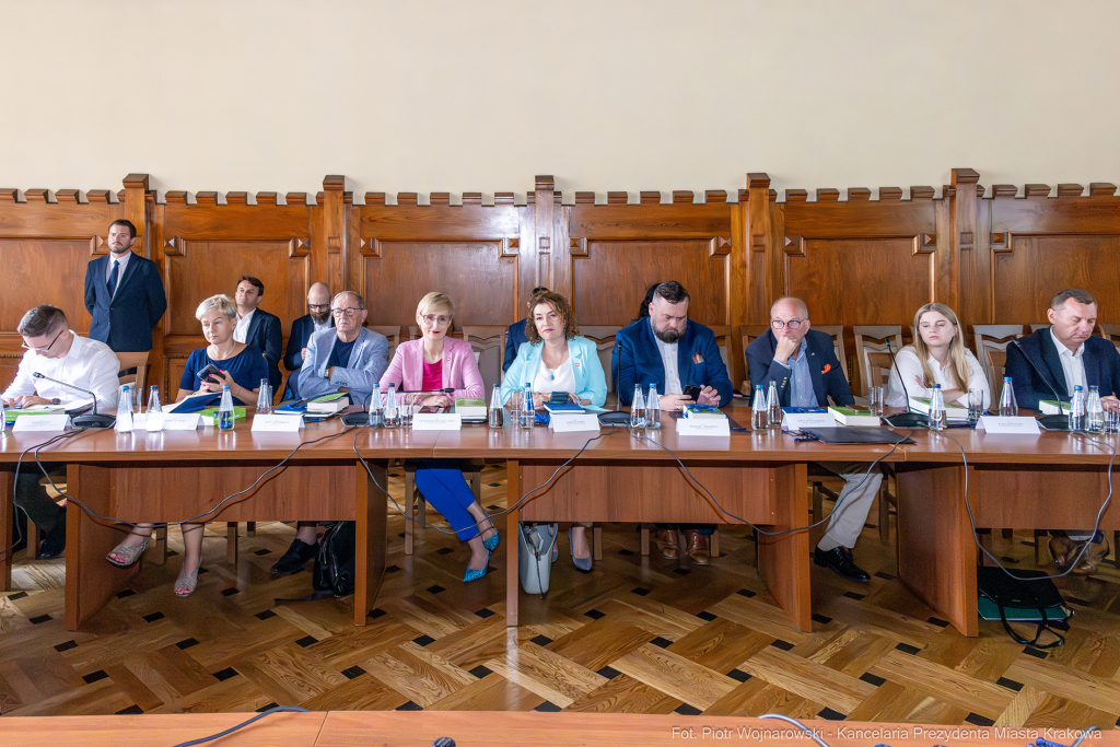 parlamentarzyści, spotkanie, posłowie, Miszalski, Achinger, Kosek, Wassermann, Jaskowiec, Fedorowi  Autor: P. Wojnarowski