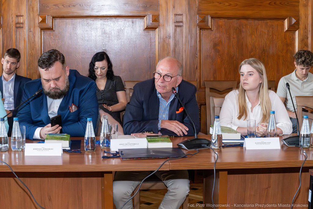 parlamentarzyści, spotkanie, posłowie, Miszalski, Achinger, Kosek, Wassermann, Jaskowiec, Fedorowi  Autor: P. Wojnarowski