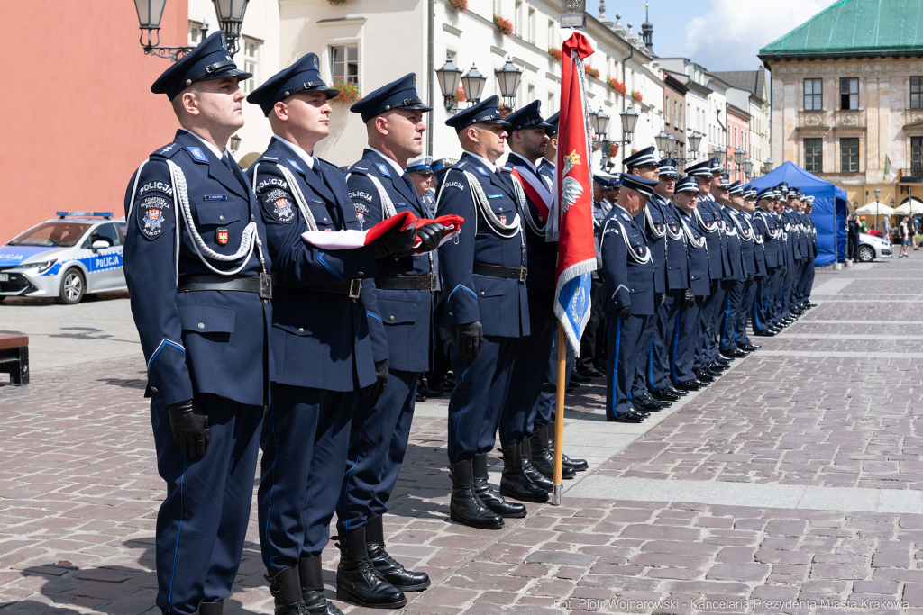 Święto Policji, Komenda Miejska, Kosek, Sęk, Jastrząb, policjańci, uroczystości, policja, Mał  Autor: P. Wojnarowski