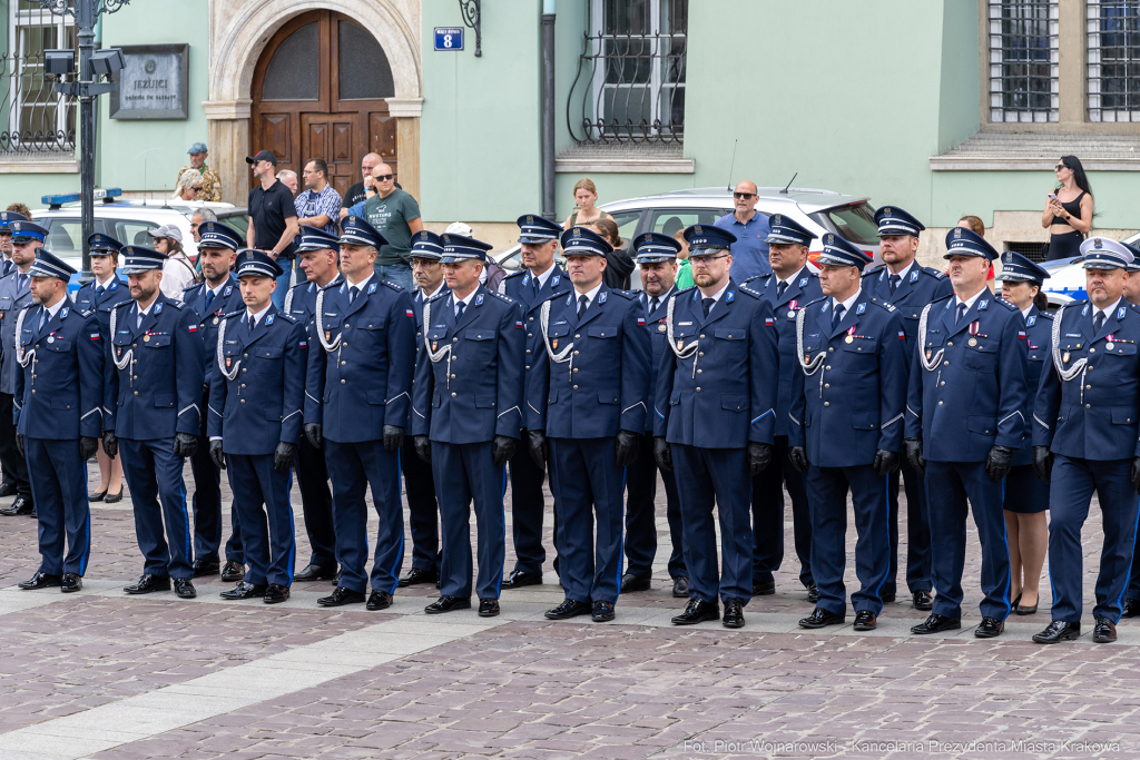 Święto Policji, Komenda Miejska, Kosek, Sęk, Jastrząb, policjańci, uroczystości, policja, Mał  Autor: P. Wojnarowski