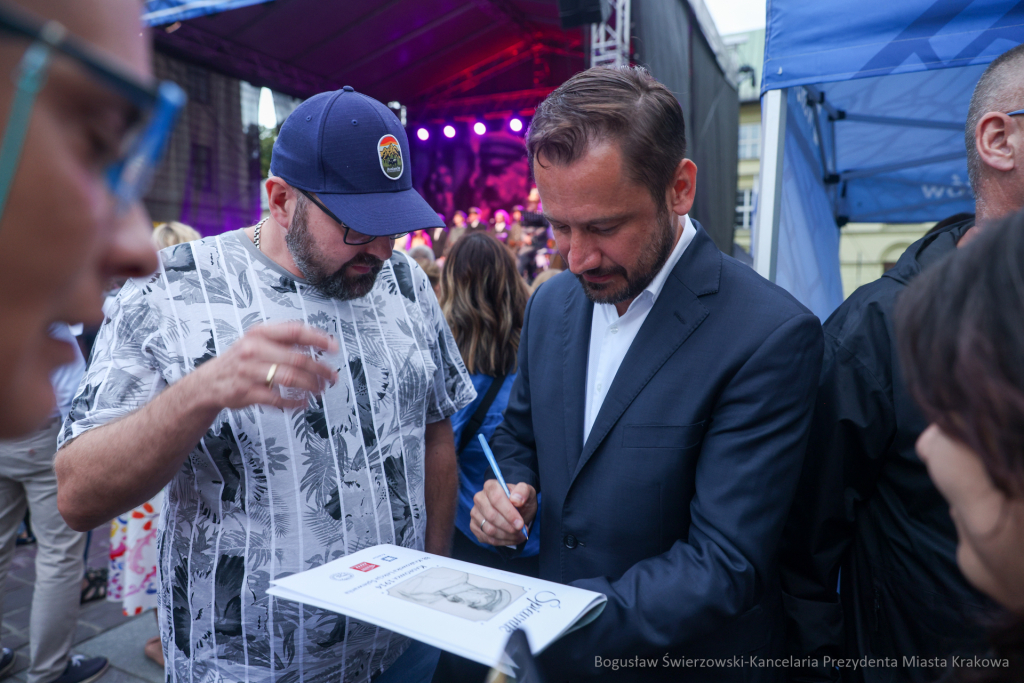 bs-240805-img_1924.jpg-Lekcja Śpiewania, Miszalski  Autor: B. Świerzowski