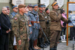 bs-240806-img_2044.jpg-Kadrówka, Fryczek, Apel