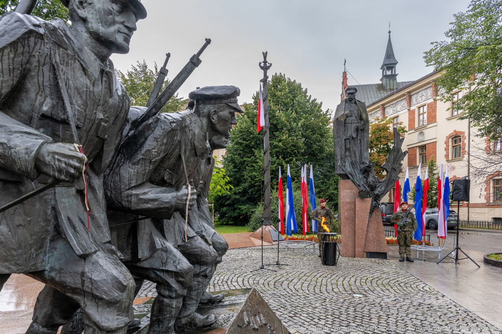 Apel, Piłsudski, Miszalski, pomnik, Pierwsza Kadrowa Kompania, uroczystości, marsz  Autor: P. Wojnarowski