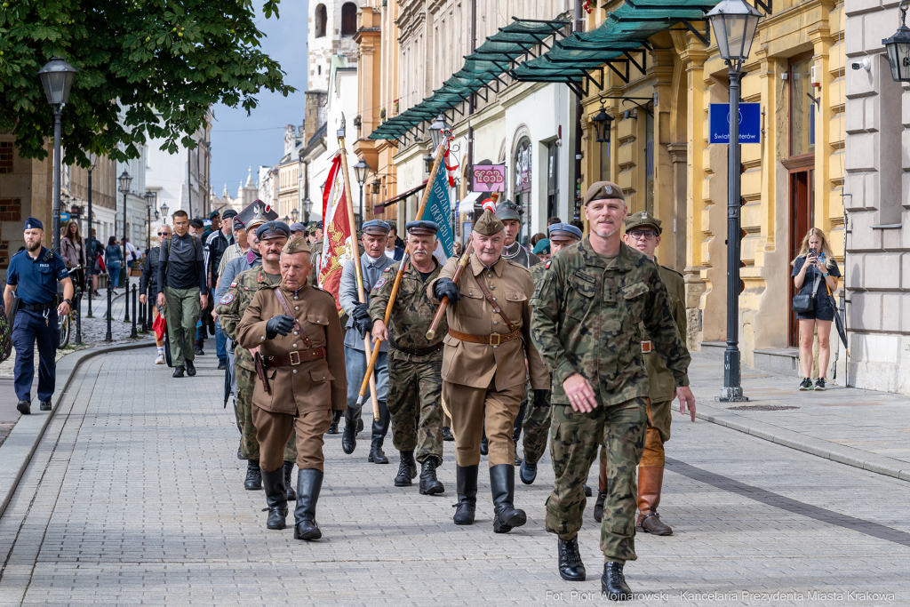 Frankiewicz, Wawel, Chamielec, wieńce, Wawel, Marsz Szlakiem Pierwszej Kompanii Kadrowej, krypta, s  Autor: P. Wojnarowski