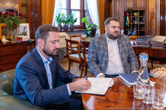 umk_9202.jpg-Aleksander Miszalski, Łukasz Sęk, WOŚ, sztab, Edyta Biel, spotkanie