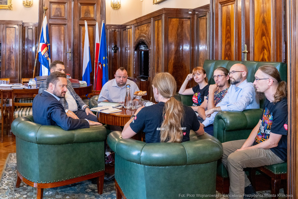 umk_9219.jpg-Aleksander Miszalski, Łukasz Sęk, WOŚ, sztab, Edyta Biel, spotkanie  Autor: P. Wojnarowski