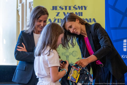 Klaman, Jachymska, wyprawki, MOPS, rodziny zastępcze, dzieci, Wodociągi Miasta Krakowa