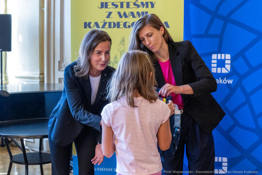 Klaman, Jachymska, wyprawki, MOPS, rodziny zastępcze, dzieci, Wodociągi Miasta Krakowa