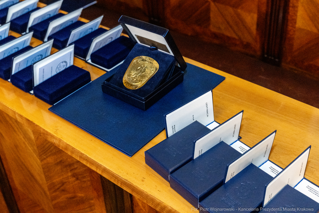 Straż Miejska, Miszalski, Majchrowski, odznaczenia, uroczystość, awanse, Dzień Straży Miejskiej  Autor: P. Wojnarowski