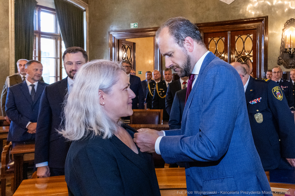 Straż Miejska, Miszalski, Majchrowski, odznaczenia, uroczystość, awanse, Dzień Straży Miejskiej  Autor: P. Wojnarowski