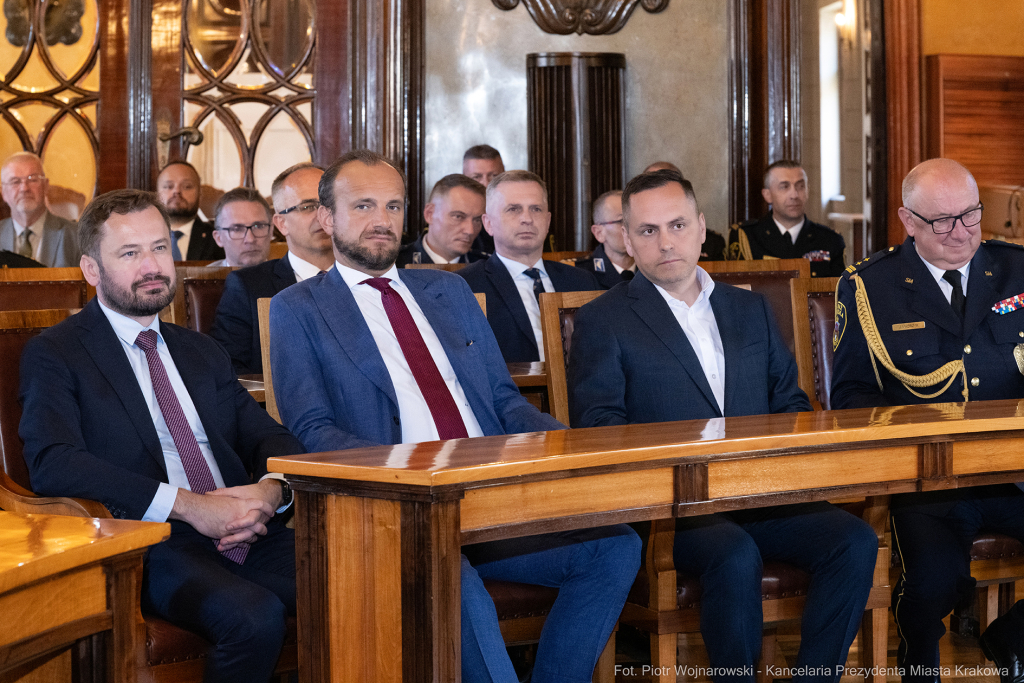 Straż Miejska, Miszalski, Majchrowski, odznaczenia, uroczystość, awanse, Dzień Straży Miejskiej  Autor: P. Wojnarowski