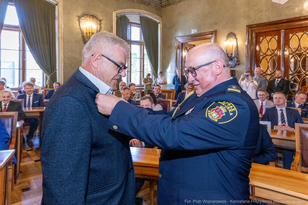 Straż Miejska, Miszalski, Majchrowski, odznaczenia, uroczystość, awanse, Dzień Straży Miejskiej  Autor: P. Wojnarowski