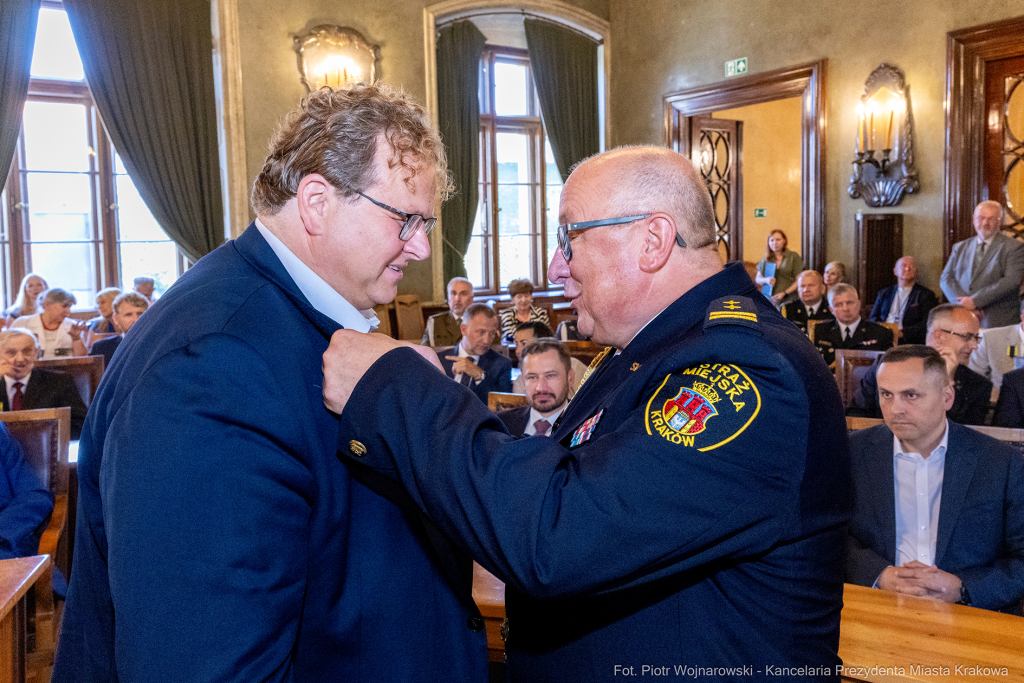 Straż Miejska, Miszalski, Majchrowski, odznaczenia, uroczystość, awanse, Dzień Straży Miejskiej  Autor: P. Wojnarowski