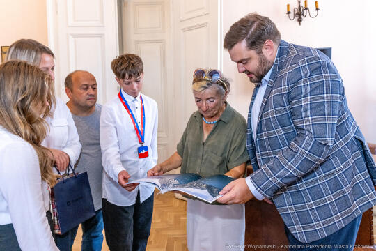 pw_337_015_fot. piotr wojnarowski.jpg-Sęk, żeglarze, Horn, medaliści