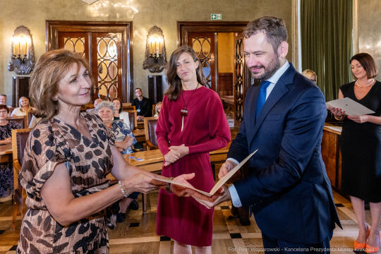 dyrektorzy, szkoły, wręczenie, akty, powołania, powierzenia, podziękowania, Miszalski, Klaman, k