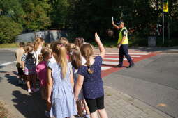 7.jpg-W drodze do szkoły musi być bezpiecznie