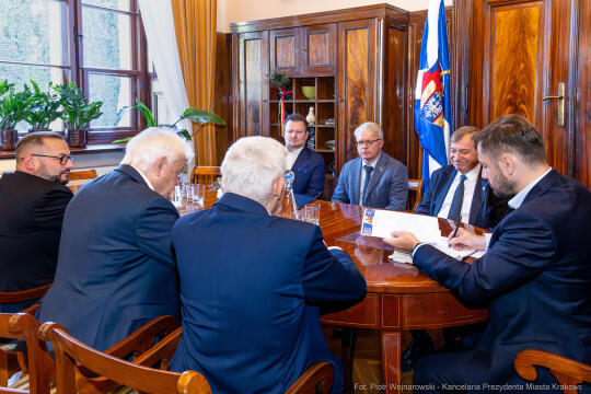 Buzek, Miszalski, Polska Izba Gospodarcza Zaawansowanych Technologii, Agencja Rozwoju Przemysłu, IZ