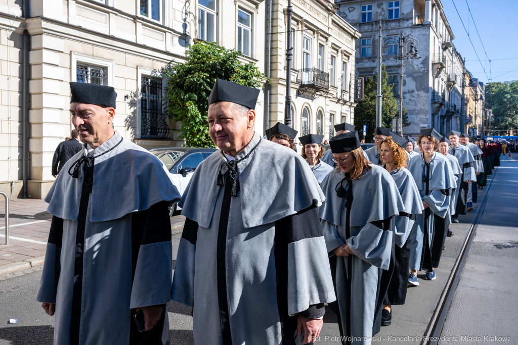 inauguracja, Miszalski, UJ, Uniwersytet Jagielloński, Jacek Popiel, medal, Jedynak, orszak  Autor: P. Wojnarowski