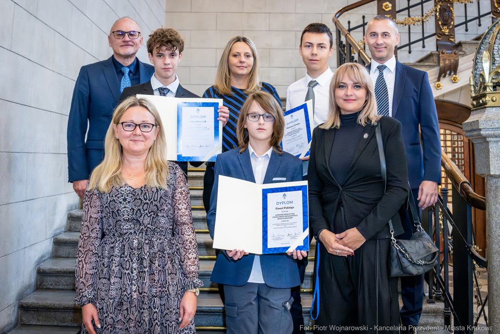 Nagrody Edukacyjne , Mazurkiewicz, Domanska, uczniowie, wybitni, Kraków  Autor: P. Wojnarowski